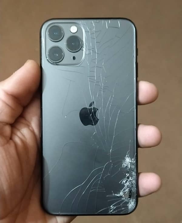 iphone 11 pro non pta back crack with box 0