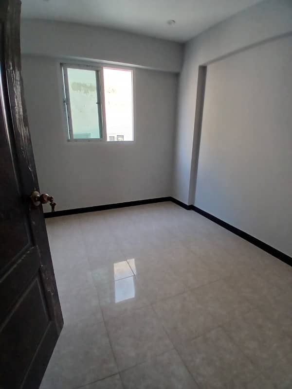 Brand New Studio Apartment 4Th Floor With Lift 10