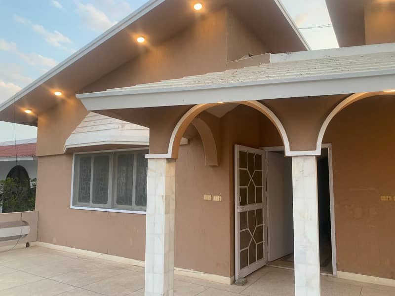 3 Bedroom UPPER Portions vvip Location 7