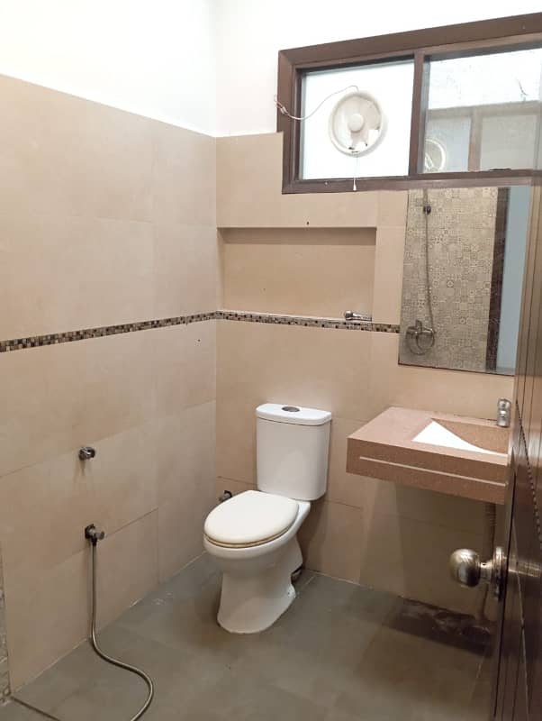 1+3 Bedroom Attached Bathroom With Bestment 6