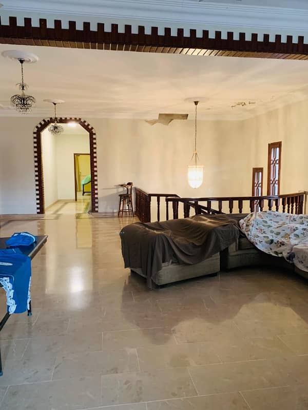 1000yard Bungalow For Rent main khy e Shahbaz Sha 7