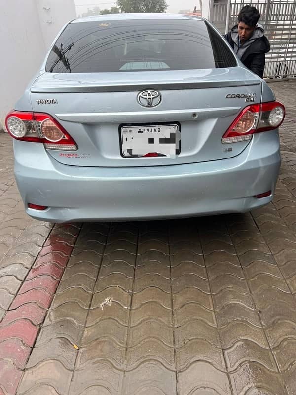 Toyota Corolla GLI 2013 automatic 1.6 1