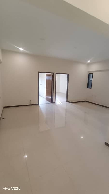 Brand New 3 Bedroom Stillish Flat FOR RENT Parking West Open 25