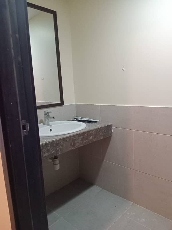 Flat 3 Bedroom Attached Bathroom Partial Sea Facing Higher Floor Maid Room 2