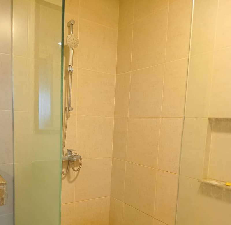 Flat 3 Bedroom Attached Bathroom Partial Sea Facing Higher Floor Maid Room 7