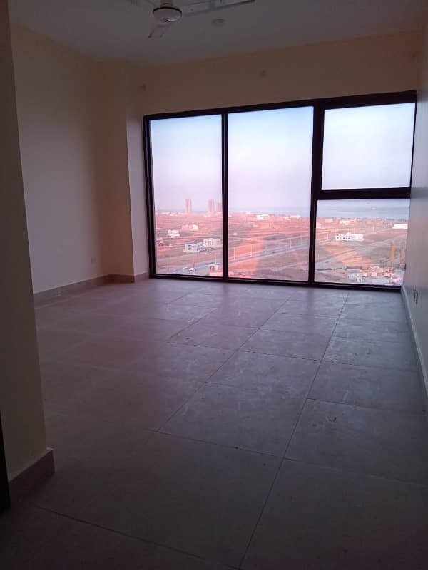 Flat 3 Bedroom Attached Bathroom Partial Sea Facing Higher Floor Maid Room 10