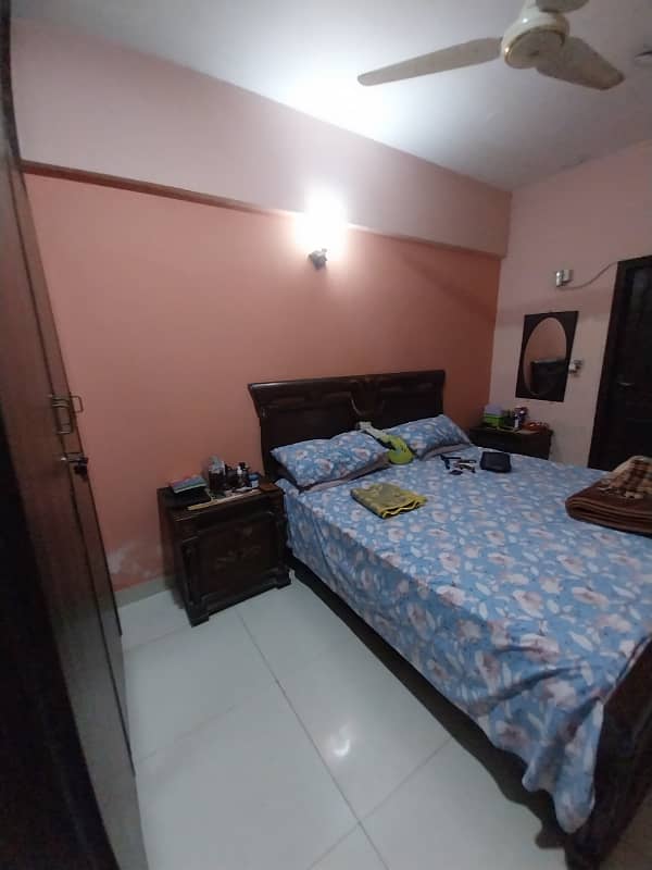 Chance Deal 2 Bedroom Attached Bathroom 1st Floor In Big Bukhari 12