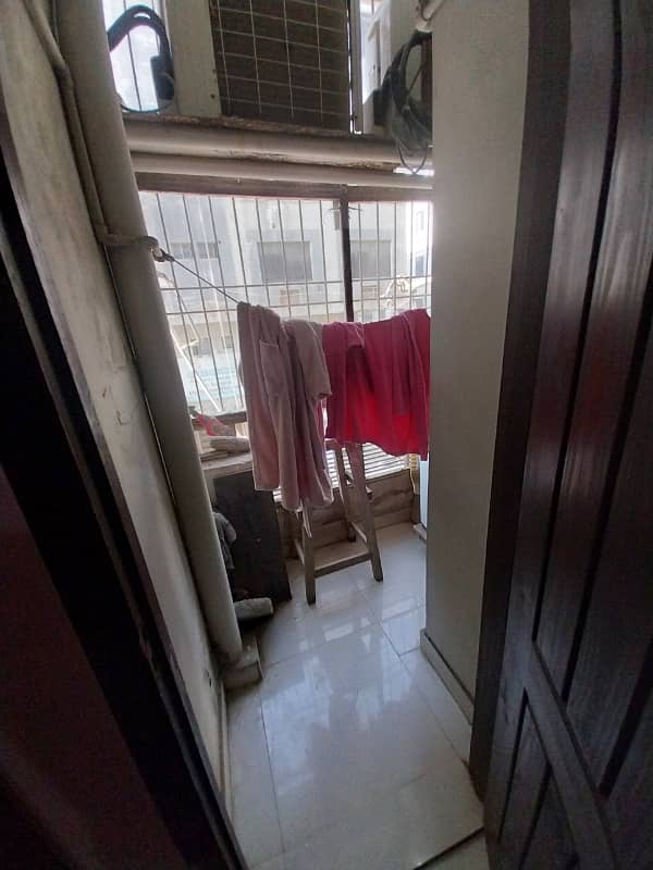 Chance Deal 2 Bedroom Attached Bathroom 1st Floor In Big Bukhari 18