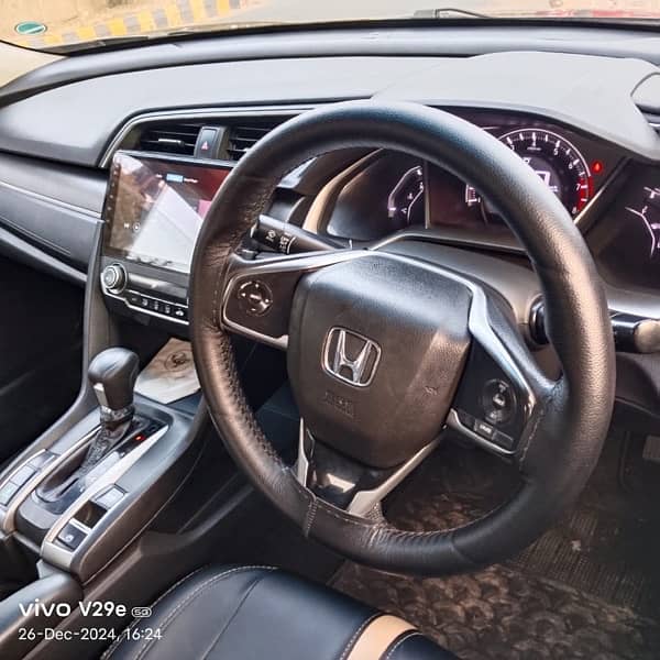 Honda Civic Oriel 2018 5