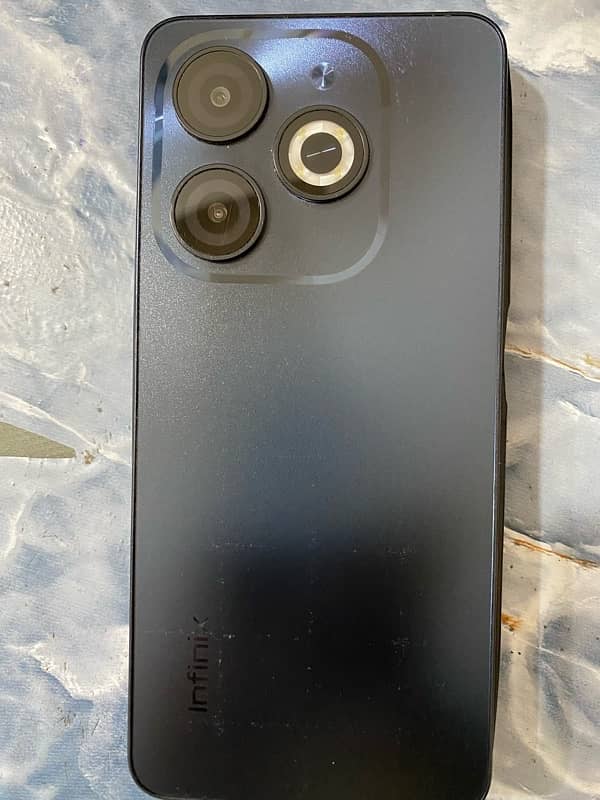 Infinix Smart 8 1