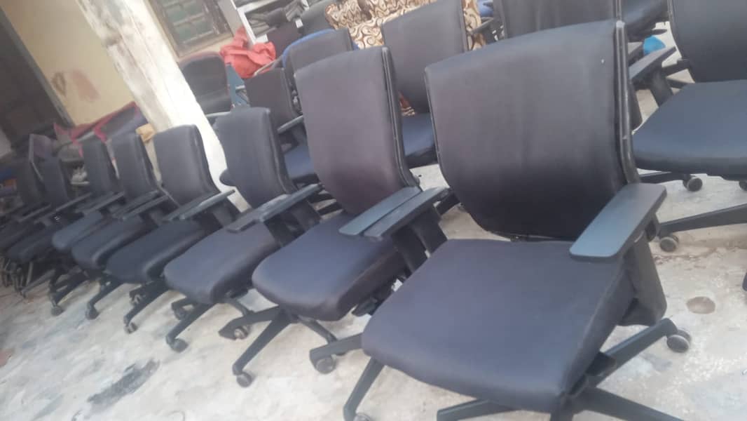 Office chairs / chairs / Corean chair / Staff chairs 10