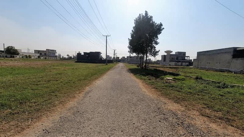 One Kanal Residential Plot For Sale In Chinar Bagh  Nishat  Block 4