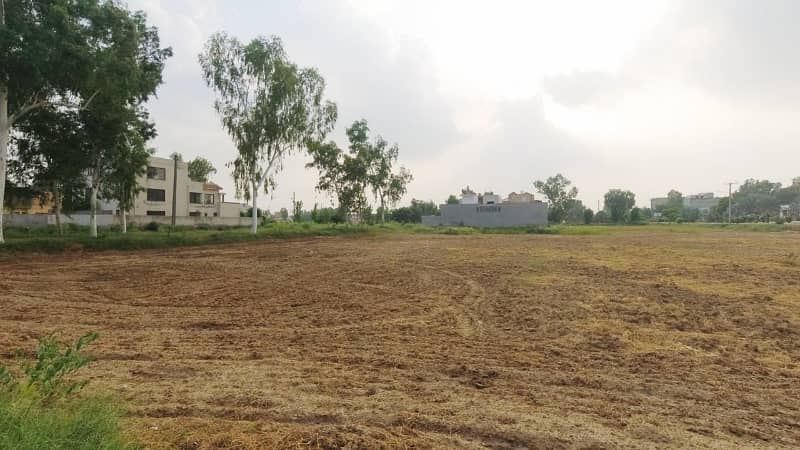 One Kanal Residential Plot For Sale In Chinar Bagh  Nishat  Block 10