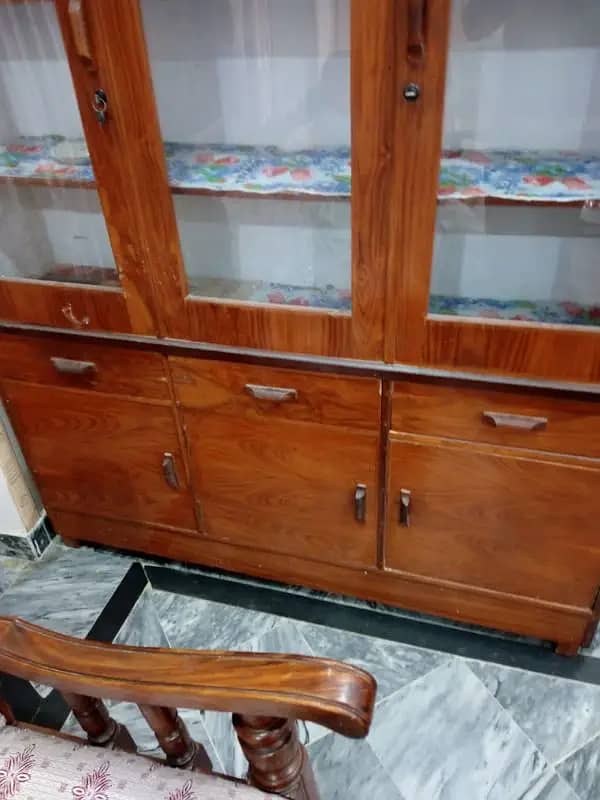 wooden bartan almari/cabinet/wardrobe in good condition 3