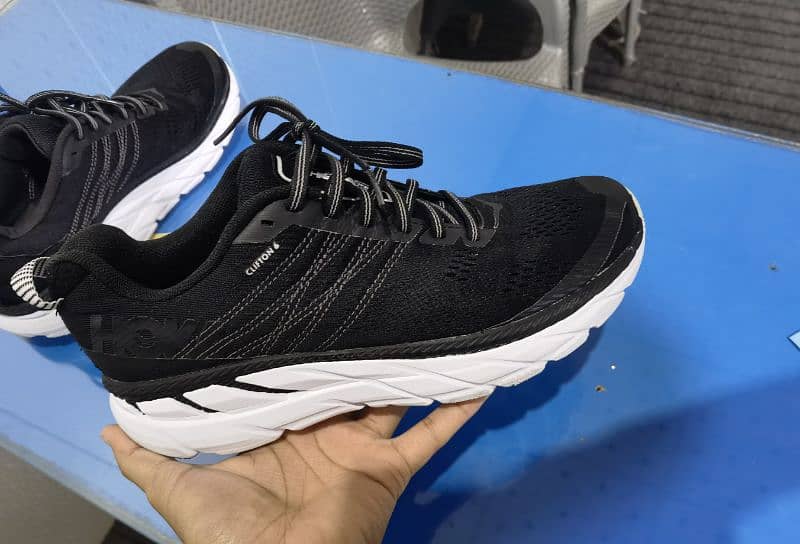 Hoka Clifton 6 2