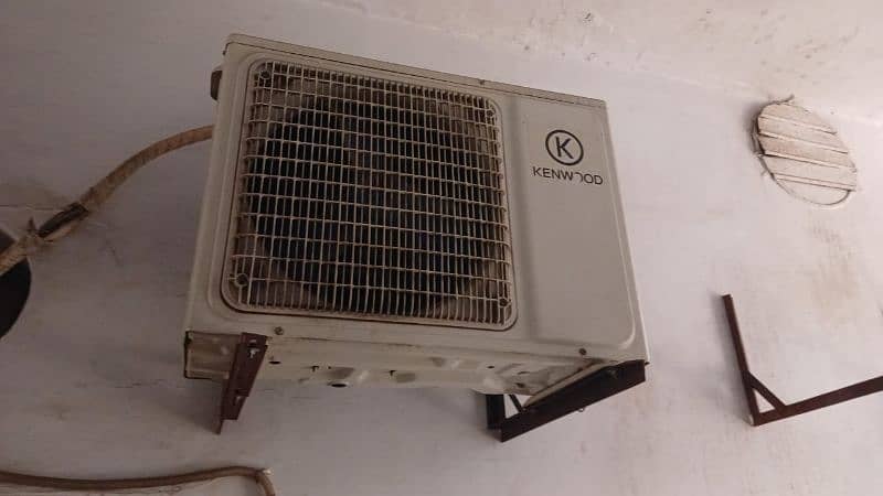 non inverter one ton AC 3