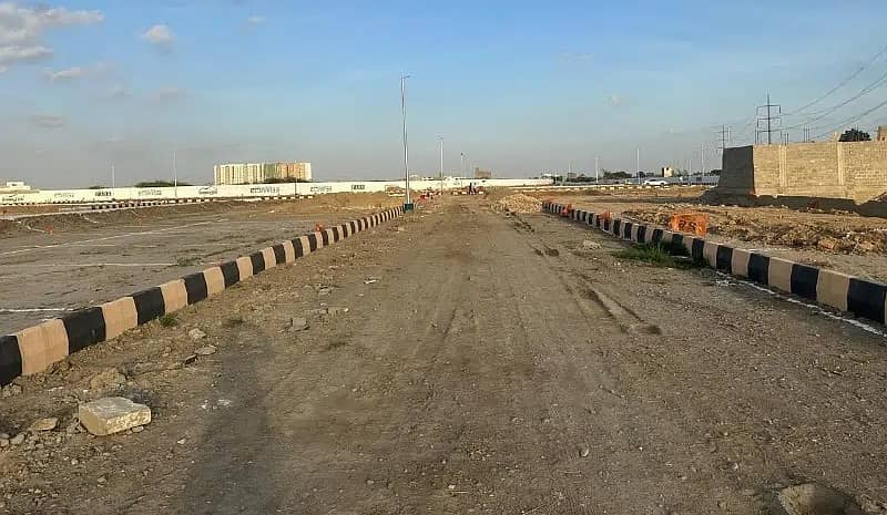 Prime Location 120 Square Yards Plots For sale In The Perfect Location Of Emaan Enclave ( *READY TOO MOVE PROJECT*) 4