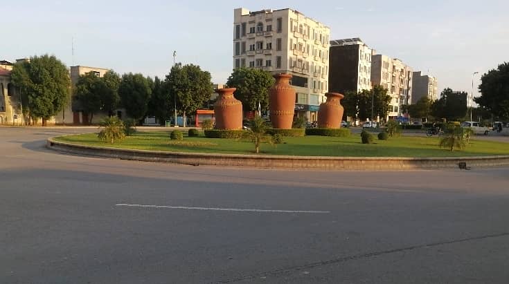 5 Marla Residential Plot In Beautiful Location Of Bahria Town - Nargis Extension In Lahore 6