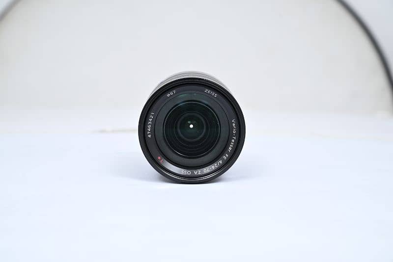 sony e Mount 24-70mn f/4 Lenz ZEISS 4