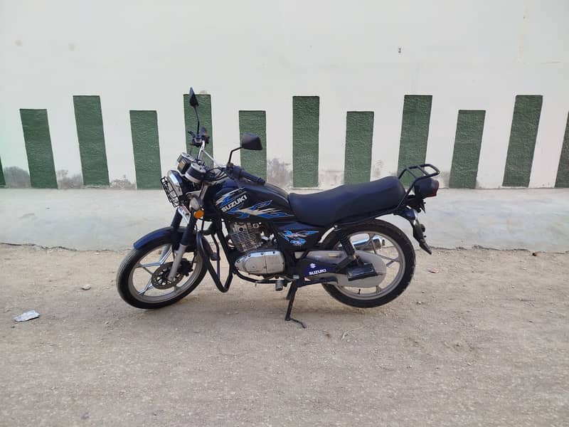 suzuki 150 se 2020 4