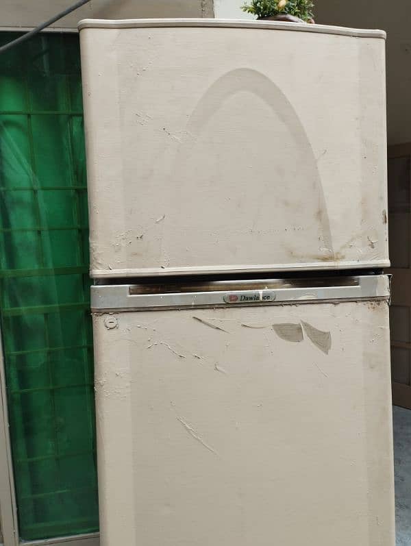 Dawlance full size fridge Urgent sale 1