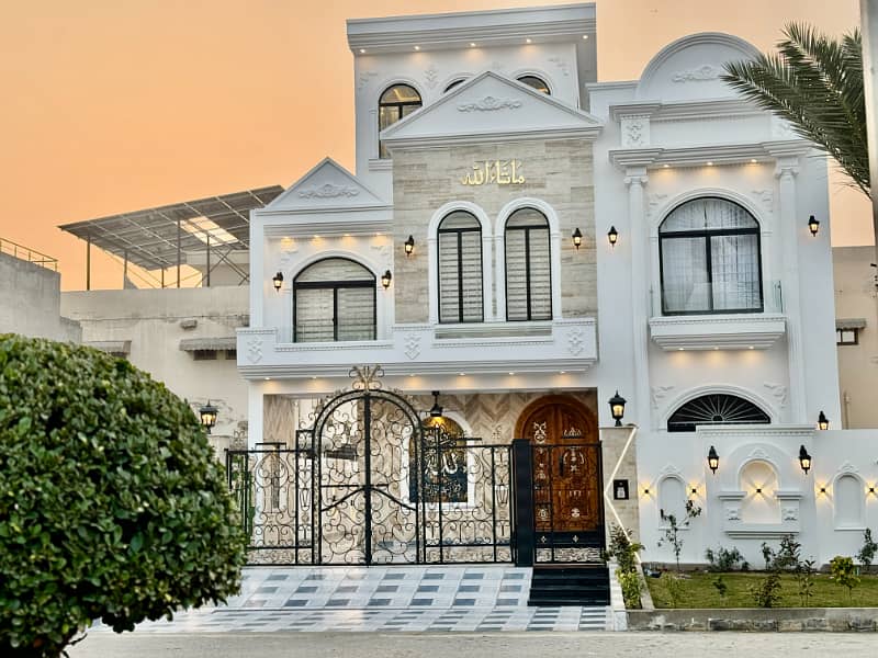 Stunning White Spanish 10 Marla Modern House for Sale | Luxury Living in Citi Housing Gujranwala 0