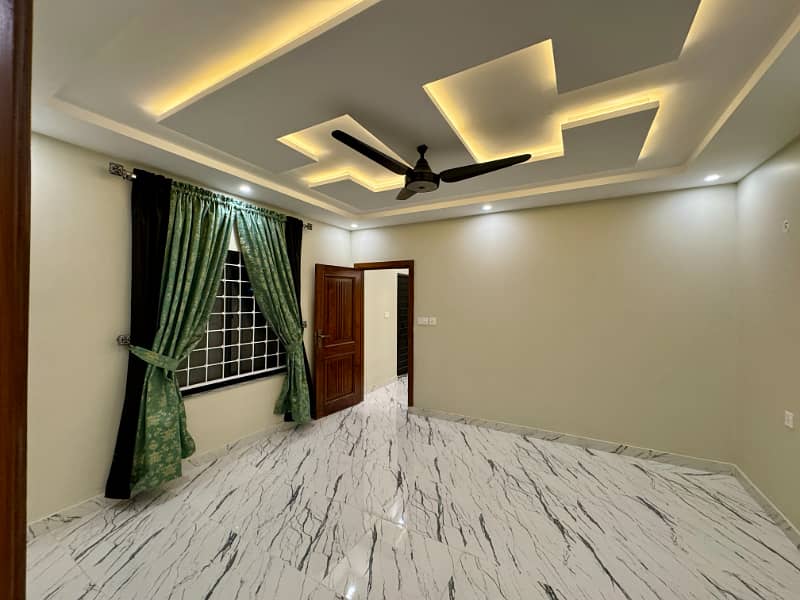 Stunning White Spanish 10 Marla Modern House for Sale | Luxury Living in Citi Housing Gujranwala 8