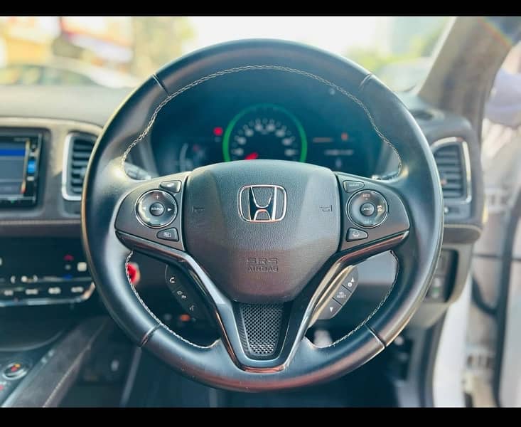 Honda Vezel RS Hybrid Fresh Import For Sale 6