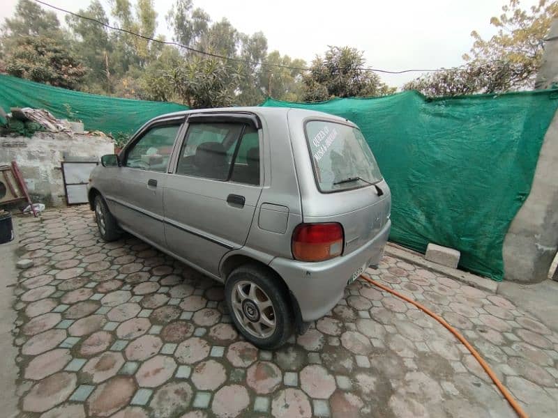 daihatsu coure 2004 modle 10