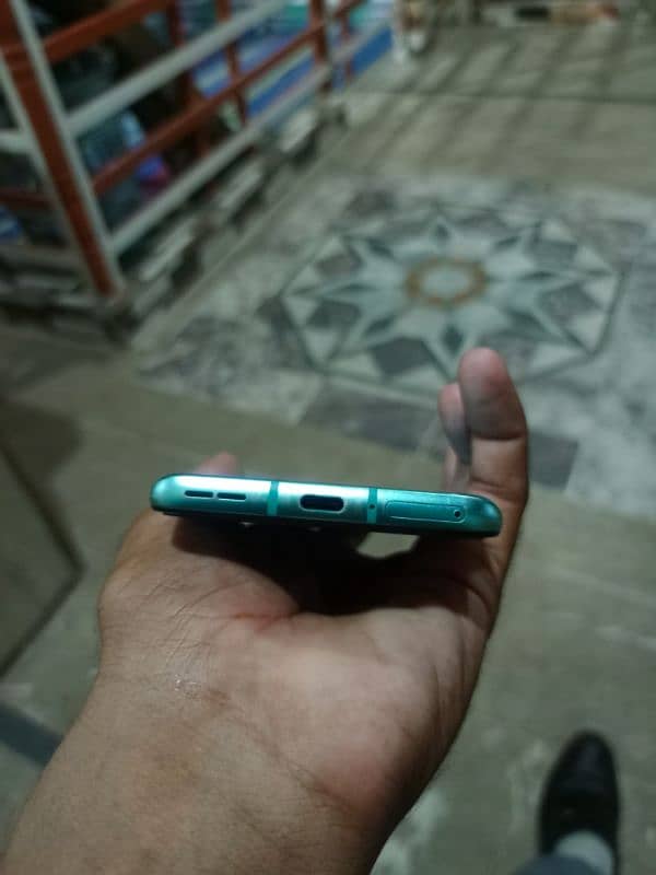 ONEPLUS 8T WITH 65 WATT FAST CHARGER FINAL 65000 4