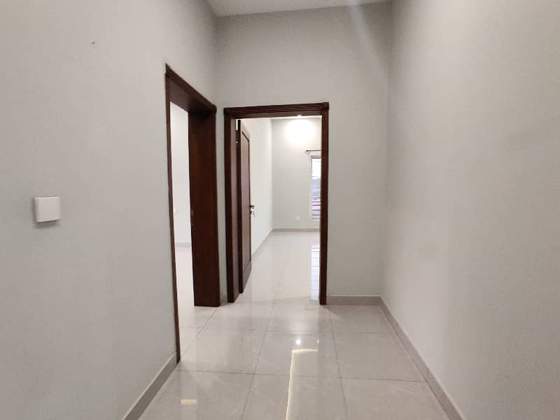 One Kanal Beautiful Upper Portion For Rent 10