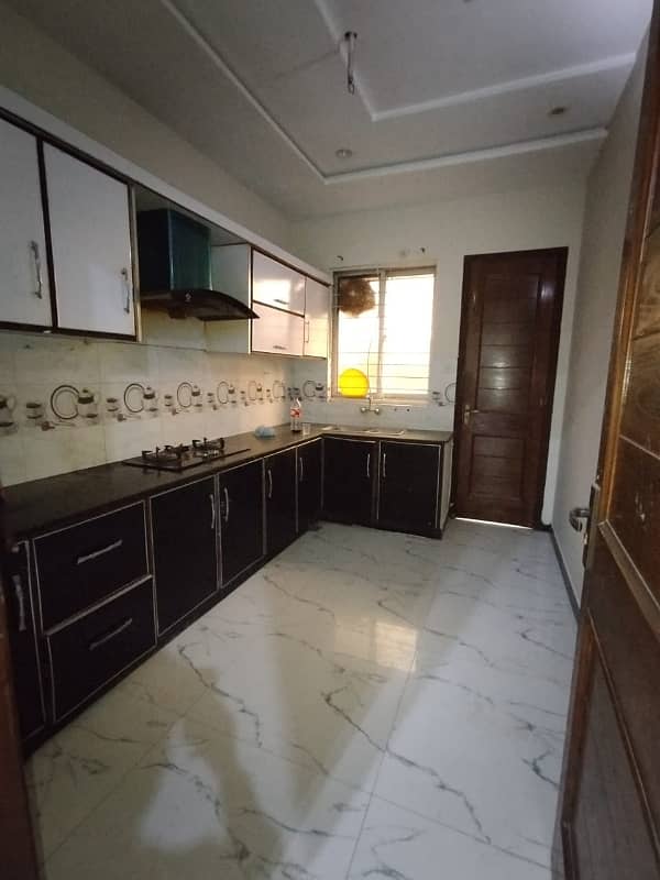 Investors Should rent This Corner House Located Ideally In Central Park Housing Scheme 2