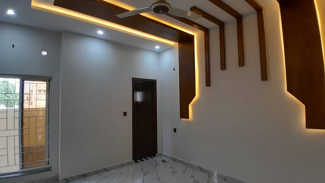 BRAND NEW HOUSE 8 MARLA SPANISH STYLE AVAILABLE FOR SALE IN PHASE 2 BAHRIA ORCHARD 12