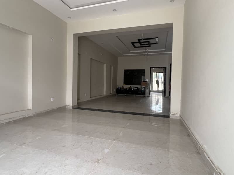 BRAND NEW HOUSE 8 MARLA NEAR ENTRANCE GATE ONE OF BAHRIA ORCHARD 15