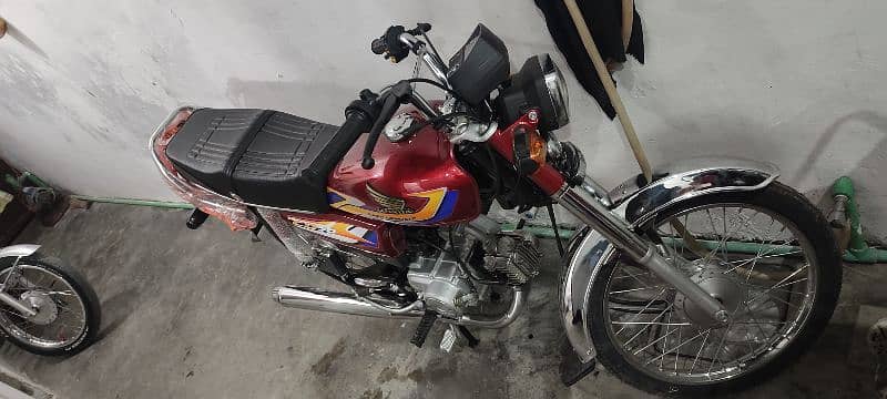 Honda CD 70 8