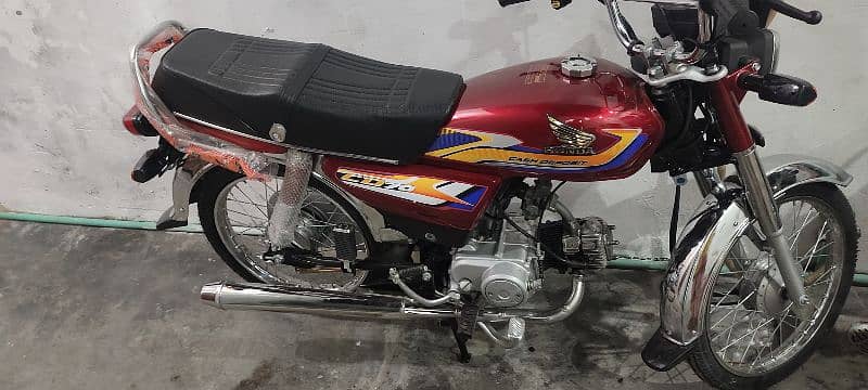 Honda CD 70 9