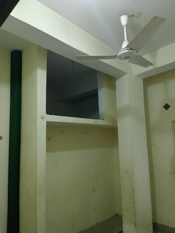 Family flate with 3 rooms in Khanna dak near Sanam Chowk Islamabad 1