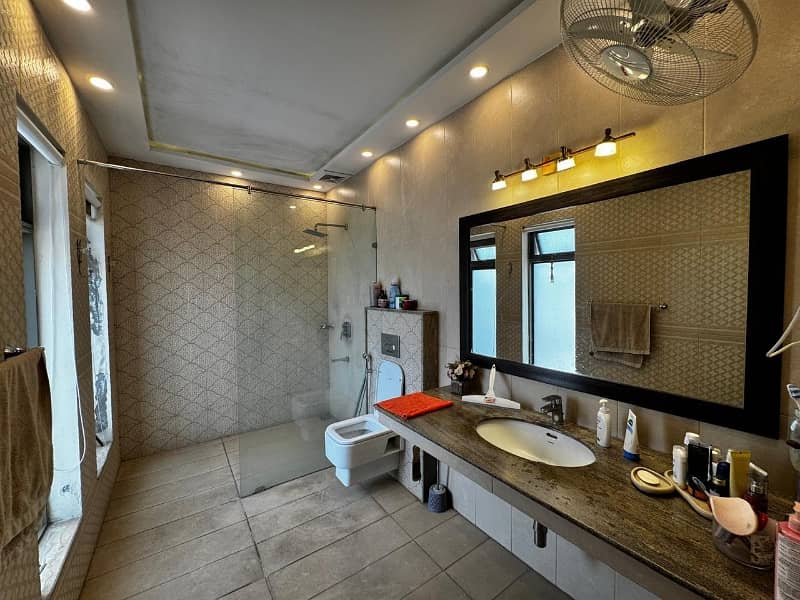 Eden Extension 10 Marla House For Sale 4 Bed With Attached Tvl D/G Powder Room Price 37000000 17