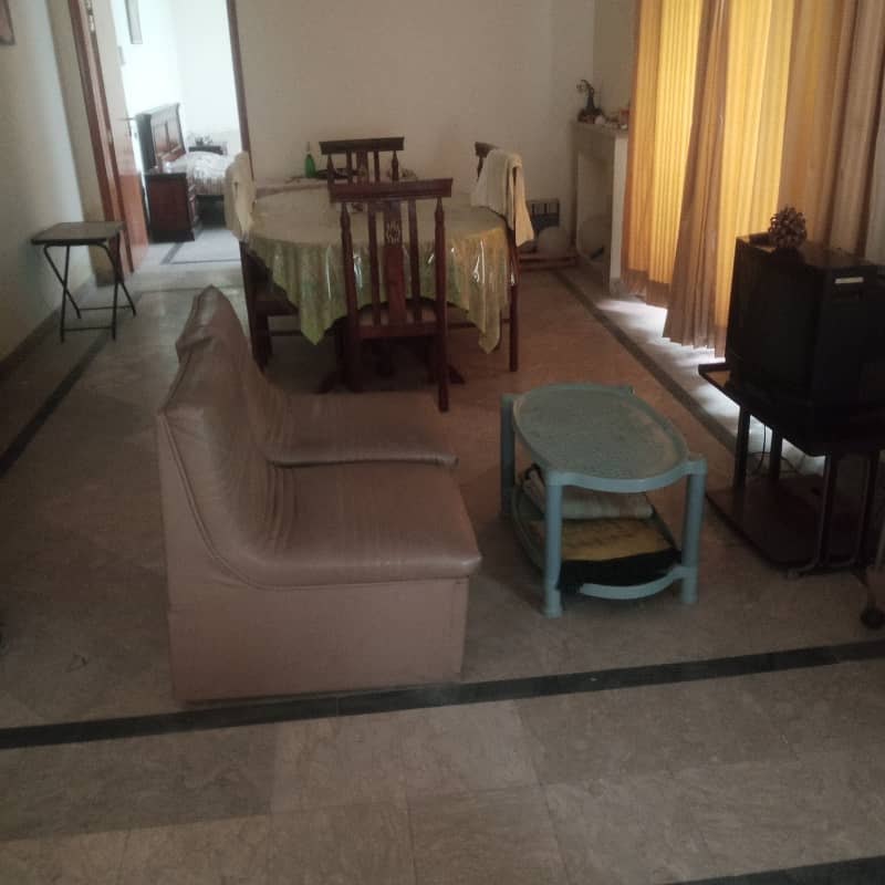 10 Marla 3 Bed House For Rent 3