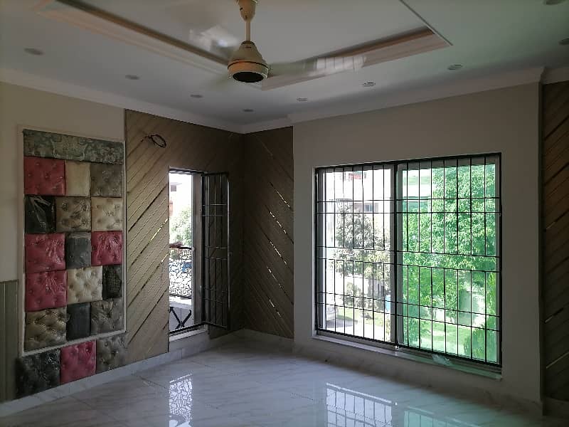 Reserve A Centrally Located House Of 7 Marla In Green City 14