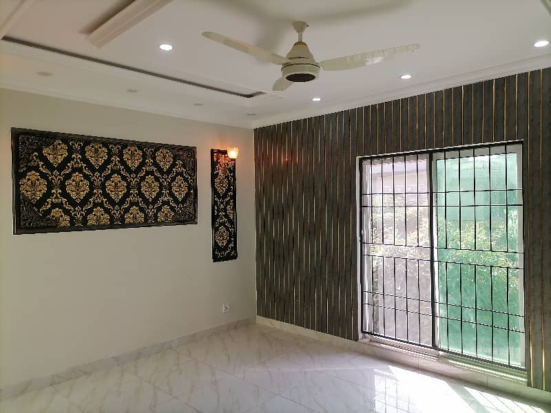 Reserve A Centrally Located House Of 7 Marla In Green City 19