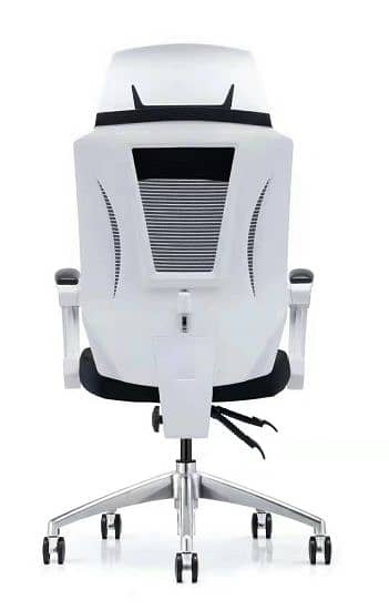 Gaming Chair/Executive Chair/Office Chair/Staff Chair 1