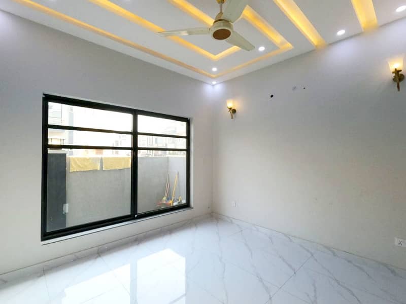 House Is Available For sale In Green City - Block C 7