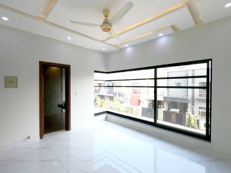 House Is Available For sale In Green City - Block C 32