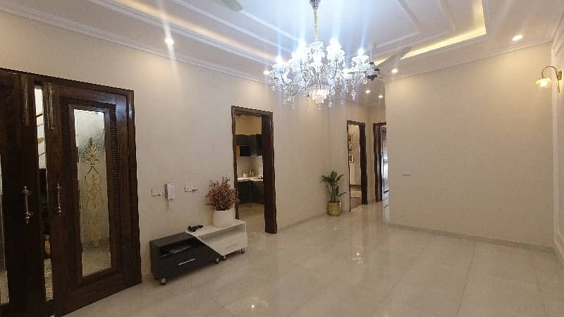 10 Marla House In Beautiful Location Of Paragon City Grove Block In Lahore 7