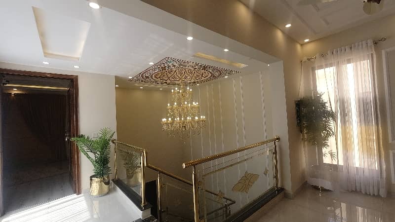 10 Marla House In Beautiful Location Of Paragon City Grove Block In Lahore 29