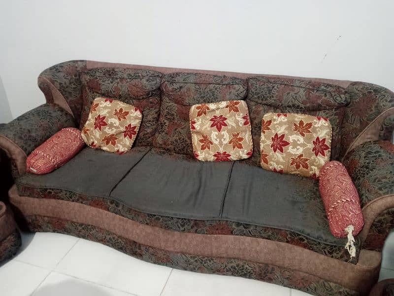 5 seater sofa 3