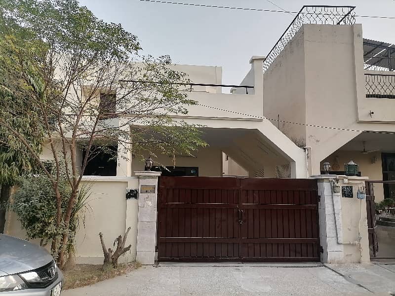 10 Marla House For sale Is Available In Askari 5 0