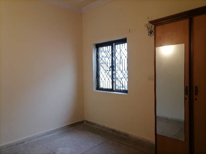 10 Marla House For sale Is Available In Askari 5 12