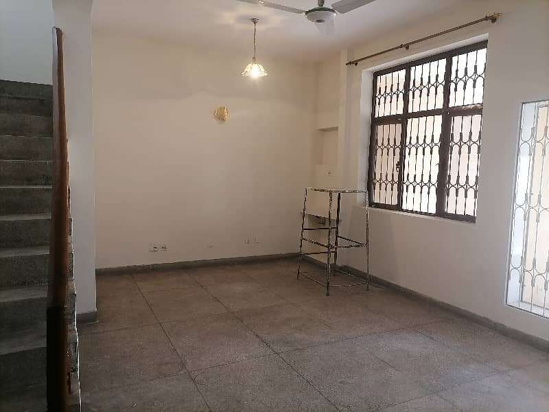 Fair-Priced 12 Marla House Available In Askari 5 6